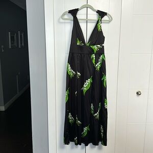 Stunning lily of the valley tie shoulder midi dress
